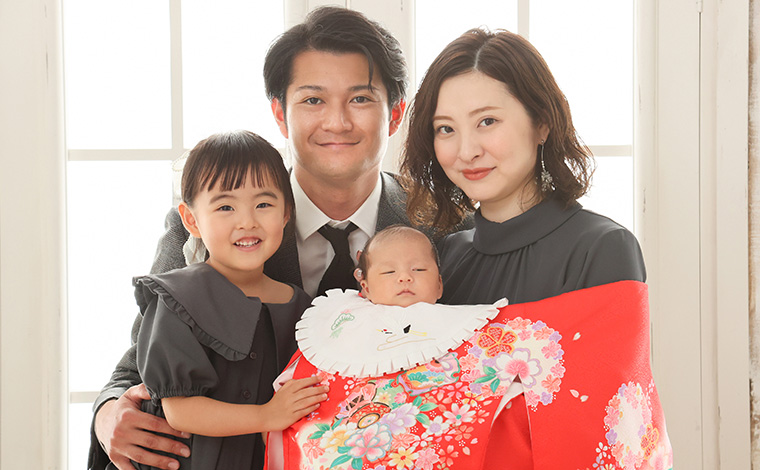 お宮参りに着るママの服装は？選び方や知っておきたいマナー