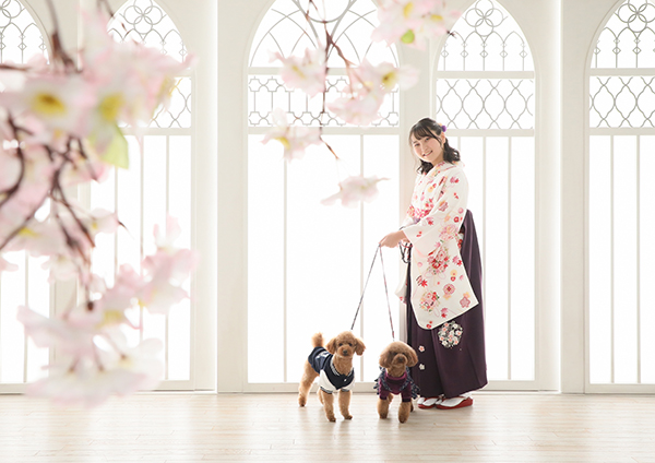 スタッフさんのお陰で、愛犬とお洒落で可愛い写真を撮ることができました。
