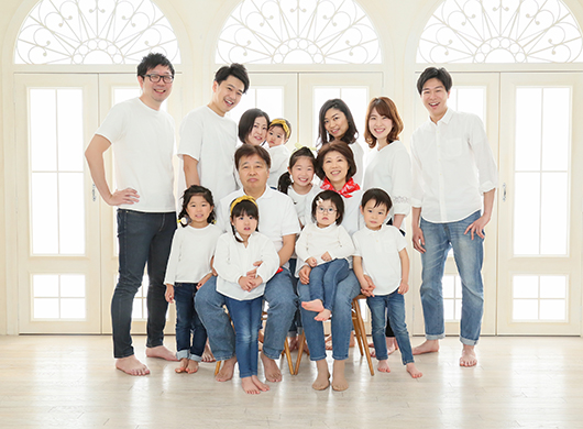 家族写真トピックス｜おしゃれでかっこいい家族写真を撮ろう！